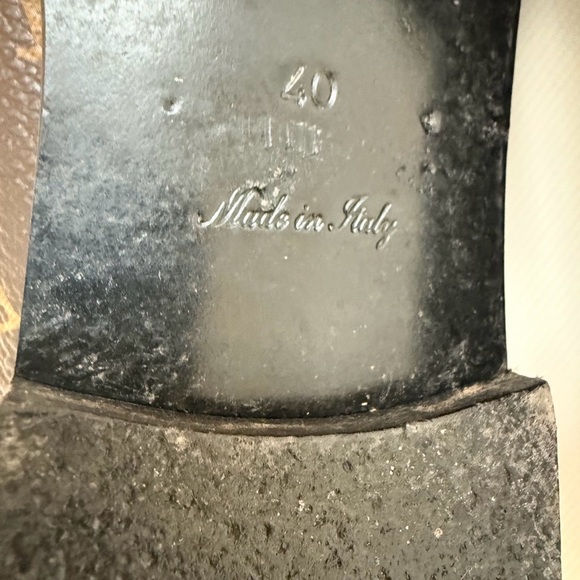 Louis Vuitton shoes - Picture 8 of 8